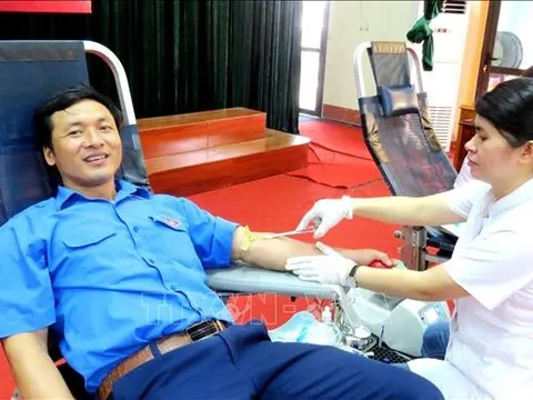 'Hành trình đỏ' kết nối những trái tim nhân ái