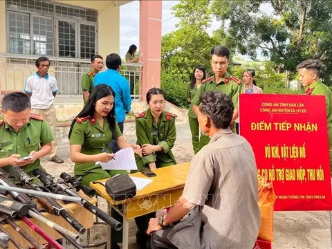 Đắk Lắk: Công an huyện Ea H’leo đổi gạo lấy vũ khí, vật liệu nổ