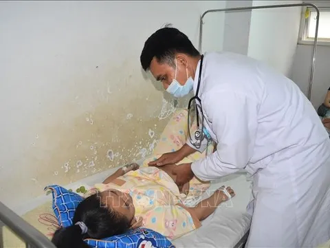 Theo dõi sát diễn biến sốt xuất huyết để điều trị kịp thời