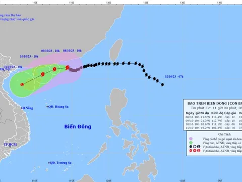 Bão số 4 giảm cấp, di chuyển chậm và sẽ đổi hướng liên tục