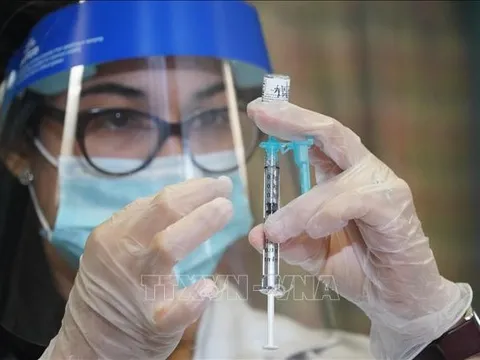 WHO hối thúc tiêm vaccine phòng COVID-19 trong mùa Thu và Đông
