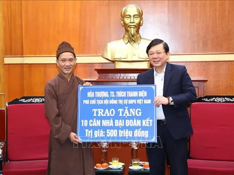 Chung tay xây dựng nhà Đại đoàn kết cho hộ nghèo Điện Biên đón Tết