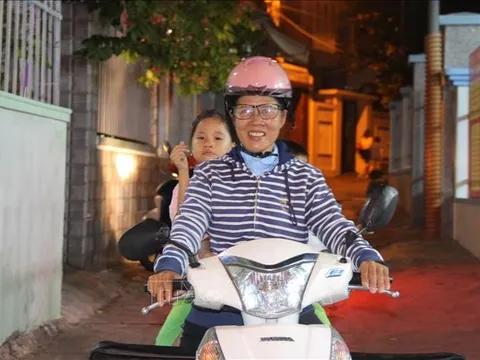 Cô giáo dạy tình thương