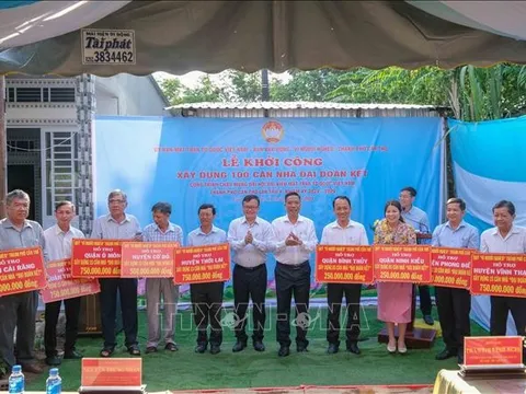 Khởi công 100 căn nhà Đại đoàn kết ở Cần Thơ