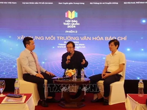 Nâng cao vai trò của người đứng đầu cơ quan báo chí trong xây dựng môi trường văn hóa