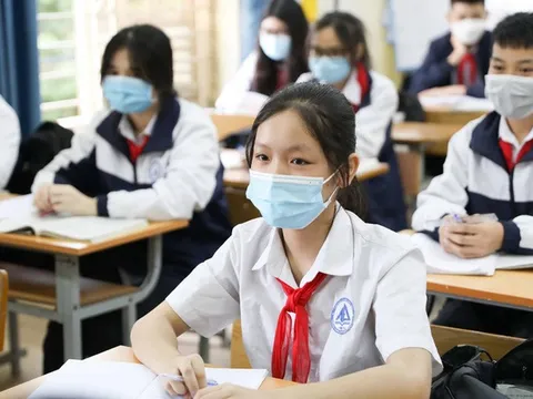 Hà Nội tiếp tục hỗ trợ 50% học phí cho học sinh các cấp năm học 2022 - 2023