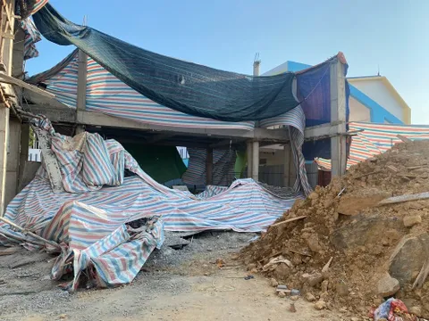 Hải Phòng: Sập giàn giáo ở trường mầm non khiến 3 người tử vong