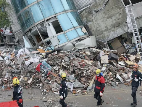 Một trận động đất 6,8 độ Richter làm rung chuyển Đài Loan, cảnh báo sóng thần được ban bố