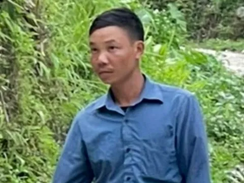 Nữ hướng dẫn viên du lịch bị người bản địa lẻn vào xâm phạm trong đêm