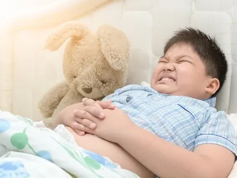 Các lưu ý khi sơ cứu người bị ngộ độc, tránh nguy cơ tử vong