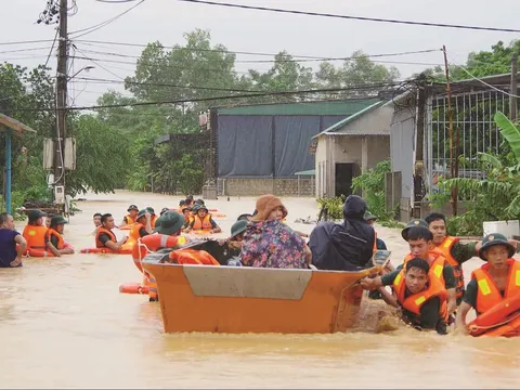 Nghệ An: 7 người chết, 17.400 nhà dân bị ngập sau bão