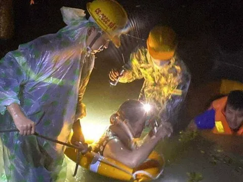 4 người tử vong trong đêm mưa lũ lịch sử tại Đà Nẵng