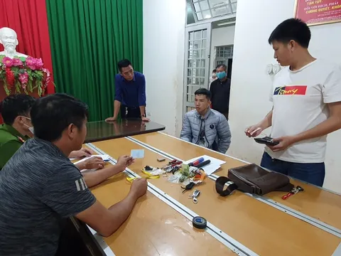 Nam thanh niên giả danh công an, cưỡng đoạt tiền của học sinh