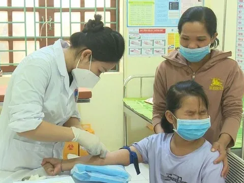 Bắc Kạn: Hàng trăm học sinh nghỉ học vì sốt cao