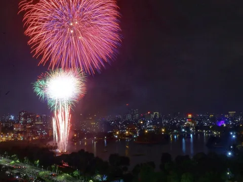Hà Nội lên phương án bắn pháo hoa tại 2 điểm hoặc 31 điểm dịp Tết Quý Mão 2023