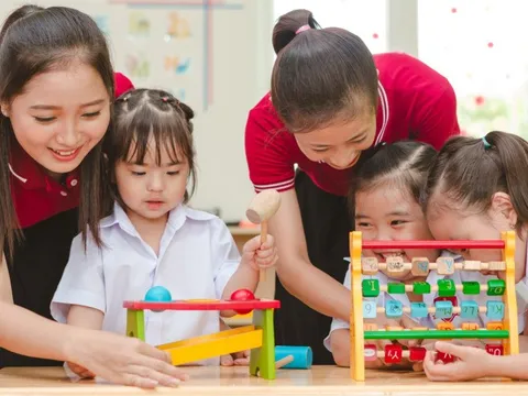 Lương giáo viên mầm non sau khi lương cơ sở tăng lên 1,8 triệu đồng