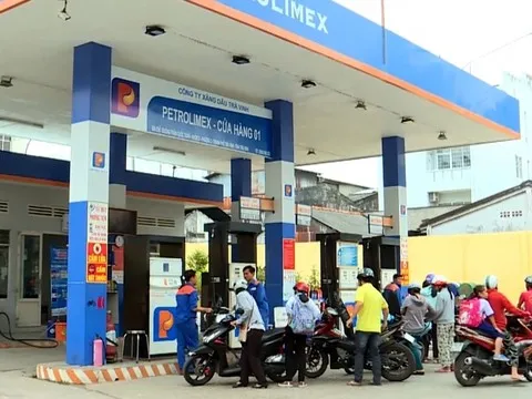 Thủ tướng: "Tuyệt đối không để thiếu hụt, đứt gãy nguồn cung xăng dầu trong mọi tình huống"