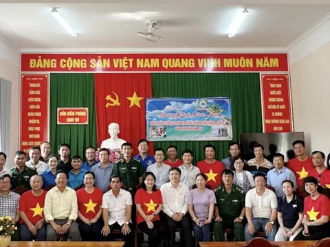 Nhiều hoạt động ý nghĩa trong “Hành trình biển đảo quê hương”