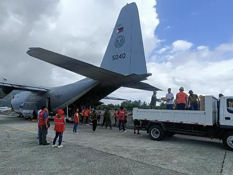 Philippines sơ tán hàng nghìn người, ứng phó siêu bão Mawar