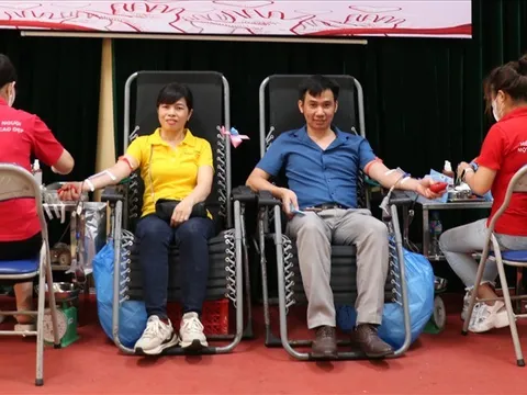Hà Nội: Cán bộ, công chức, viên chức, người lao động tiếp tục hiến máu tình nguyện