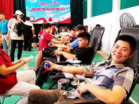 Thái Nguyên: Trên 300 đoàn viên công đoàn tham gia hiến máu tình nguyện