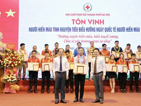 Hà Nội tôn vinh hơn 160 tập thể, cá nhân hiến máu tiêu biểu
