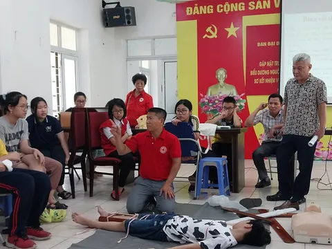 Hà Nội: Quận Hoàng Mai tập huấn sơ cứu cho 115 hội viên Hội Chữ thập đỏ