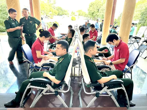 Bà Rịa - Vũng Tàu: 450 cán bộ, chiến sĩ, học viên hiến máu tình nguyện