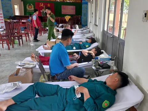 Đồng Nai: Công an, dân quân tự vệ và người dân hiến máu nhân đạo