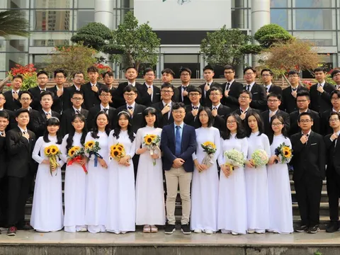 Nhiều lớp 100% học sinh đỗ trường chuyên