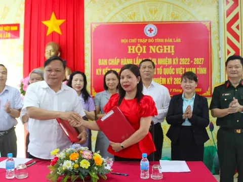 Đắk Lắk: Ký kết Chương trình phối hợp tổ chức hoạt động nhân đạo, từ thiện và an sinh xã hội giai đoạn 2023 – 2027