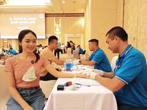 400 nhân viên Công ty TNHH dự án Hồ Tràm tham gia hiến máu tình nguyện
