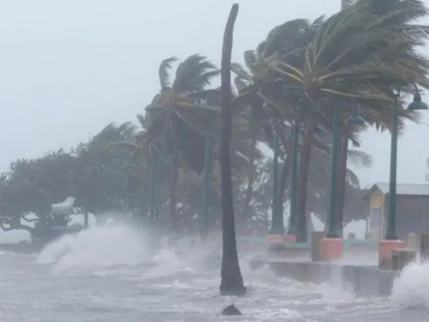 Biển Đông khả năng đón liên tiếp 2-3 cơn bão, áp thấp nhiệt đới