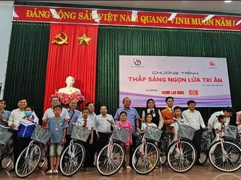 Hội Nhà báo tổ chức chương trình về nguồn “Thắp sáng ngọn lửa tri ân tại Quảng Trị”