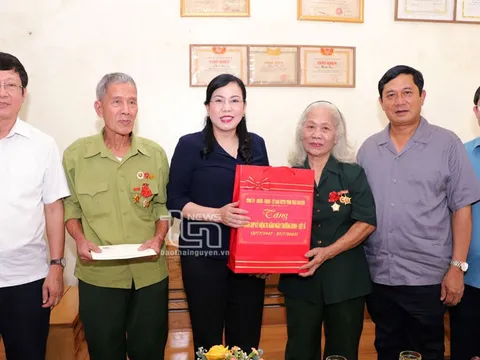 Sáng mãi đạo lý “Uống nước nhớ nguồn”