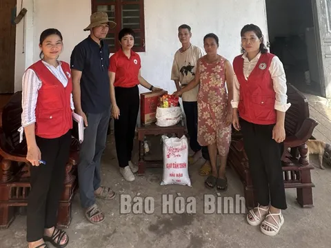 Hội chữ thập đỏ thành phố Hòa Bình: Quan tâm, chăm lo các địa chỉ nhân đạo