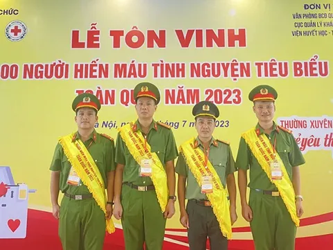 Những chiến sĩ Công an tiêu biểu trong hiến máu tình nguyện