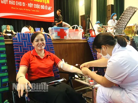 Ninh Bình: Hoa Lư lan tỏa phong trào hiến máu tình nguyện từ những cá nhân, gia đình tiêu biểu
