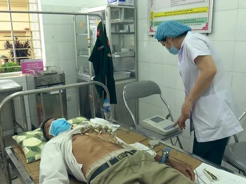 Thái Nguyên: Khám, tư vấn, cấp thuốc miễn phí cho nạn nhân chất độc da cam
