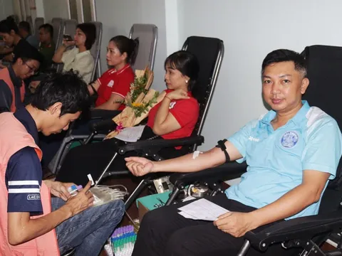 Hải phòng: Cán bộ, công chức, viên chức, người lao động quận Hồng Bàng tham gia hiến máu tình nguyện