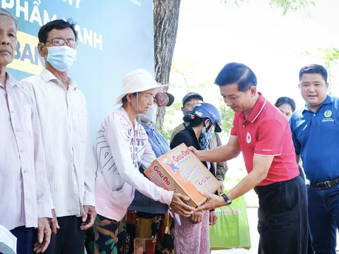 Ra mắt Ngân hàng thực phẩm xanh hỗ trợ người nghèo tại miền trung