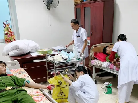 Lai Châu: 3 chiến sỹ Công an hiến máu cứu bệnh nhân ung thư giai đoạn cuối