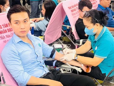 TP Hồ Chí Minh: Hơn 400 cán bộ, công chức, viên chức, người lao động tham gia hiến máu tình nguyện