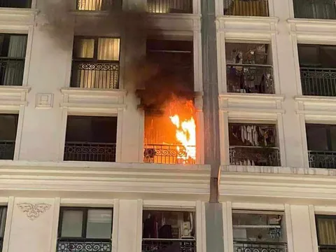 Hà Nội: Dập tắt đám cháy tại căn hộ tầng 6 tòa nhà chung cư CT8