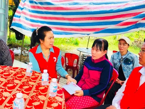 Bình Thuận: Hỗ trợ gần 100 triệu đồng cho các gia đình trong vụ tai nạn giao thông nghiêm trọng