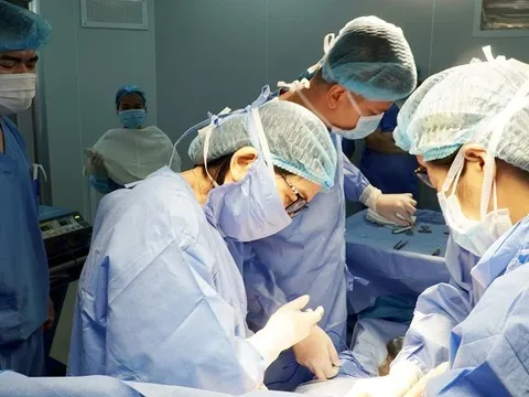 Cứu sản phụ tiền sản giật nặng, nguy cơ tử vong 30%