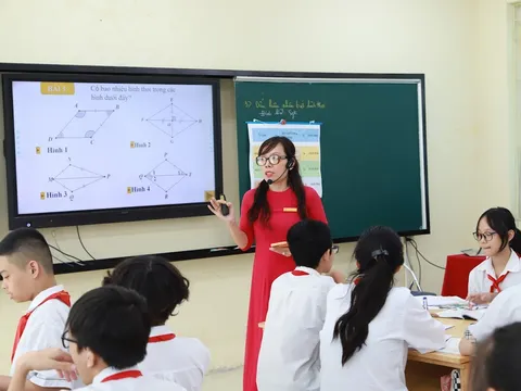 Phòng giáo dục Ba Đình tổ chức tập huấn chuyên đề môn Toán cấp quận