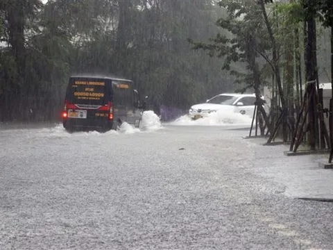 TT-Huế: Mưa to, nước lũ trên sông Bồ, sông Hương dâng nhanh