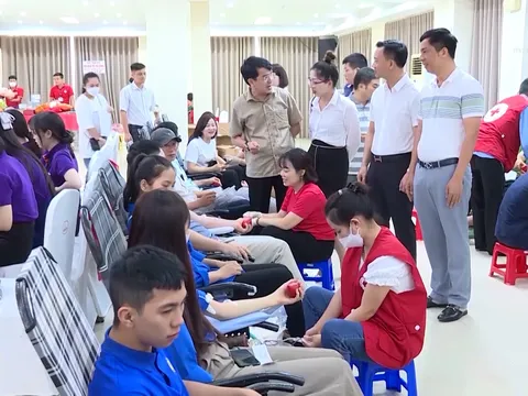 "Mỗi giọt máu cho đi - Một cuộc đời ở lại"