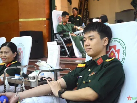 Ngày hội hiến máu tình nguyện tại Trường Cao đẳng Hậu cần 1